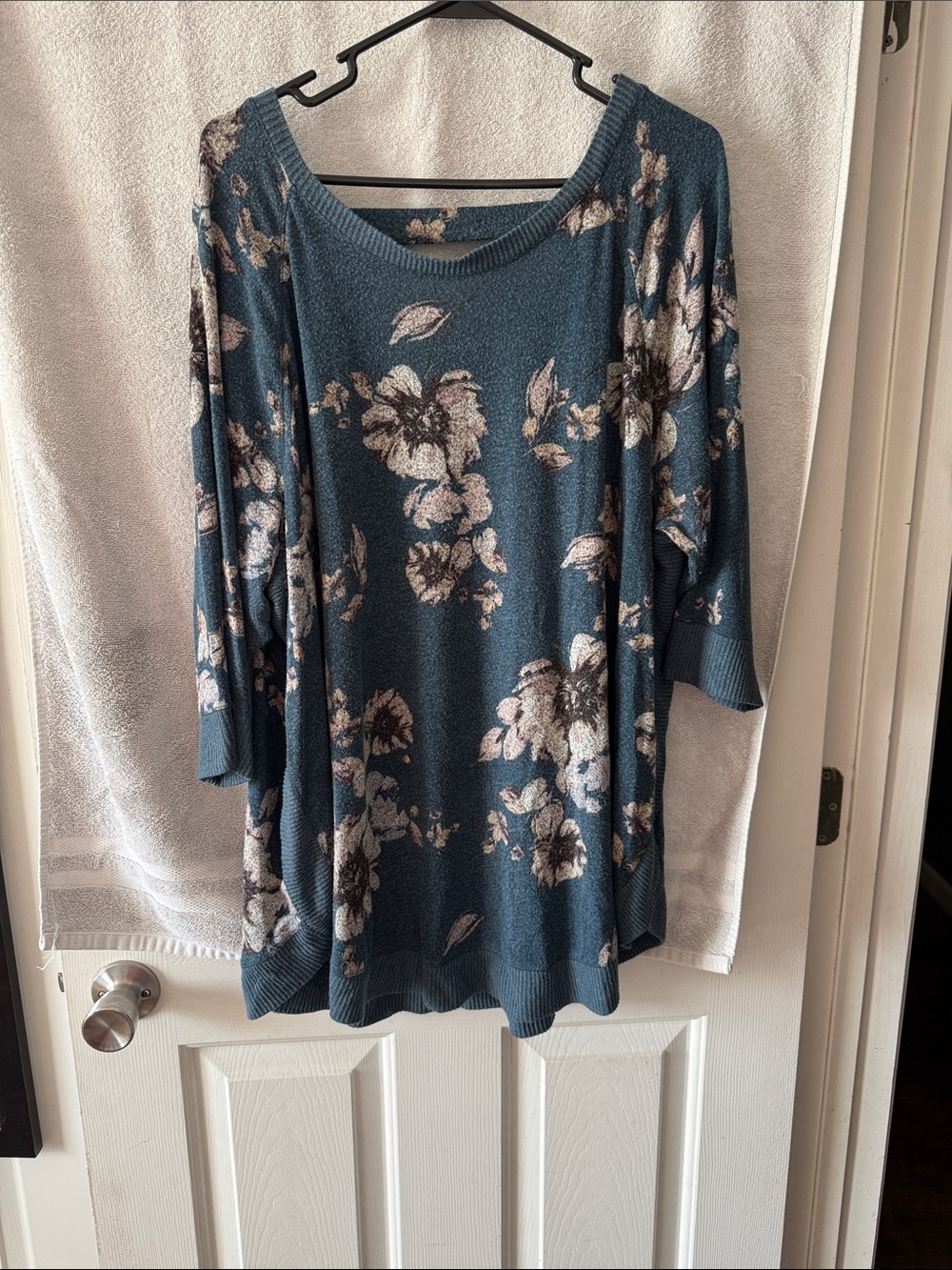 Maurices Teal Floral Knit Tunic